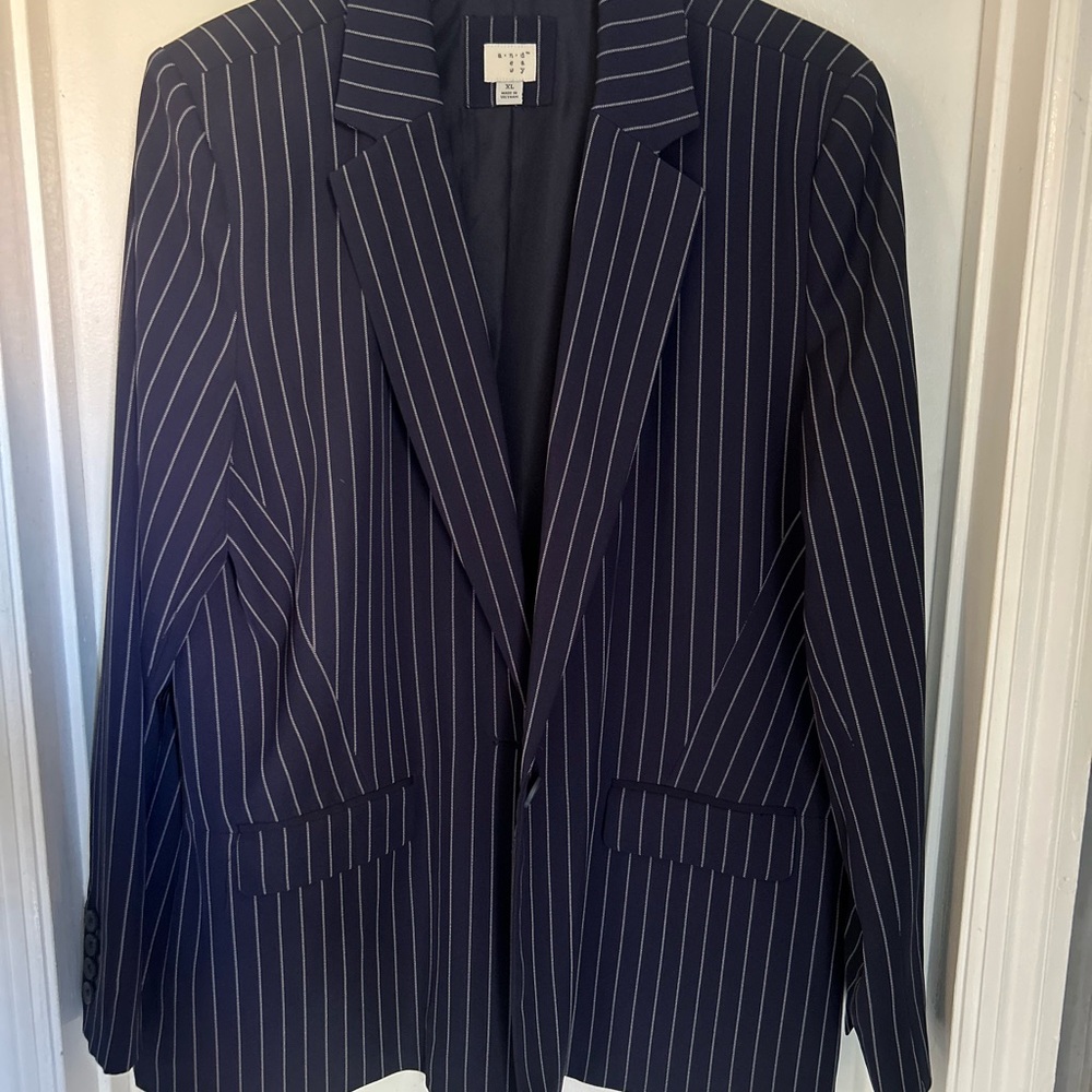 H&M Dark Blue Striped Blazer